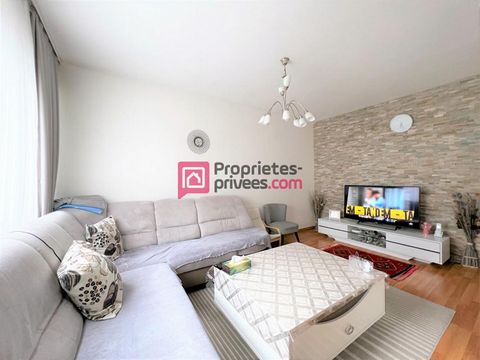 A Strasbourg (67100), secteur Neudorf, venez découvrir en exclusivité cet appartement 4/5 pièces de 94.71 m² (loi CARREZ) situé au 3ème étage avec ascenseur d'un immeuble bien entretenu, qui va bénéficier prochainement d'un ravalement de façade avec ...