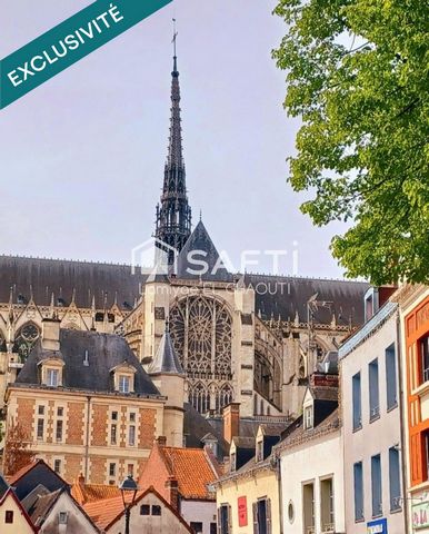 Pour cause de déménagement, un RESTAURANT en plein CENTRE-VILLE d'Amiens, sur 2 NIVEAUX, avec TERRASSE estivale et LICENCE 4 : Surface Rez de chaussée : 80 m² Surface 1er étage : 60 m² Total : 70 couverts, minimum Comptoir : LICENCE 4 TERRASSE estiva...