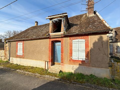 A Courgenay, Philippe Joué, votre conseiller immobilier IKAMI vous invite à venir découvrir rapidement cette opportunité de devenir propriétaire à petit prix avec cette maison ancienne à finir d'aménager. Elle est composée d'une cuisine - salle à man...
