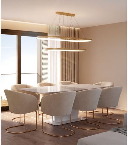 Os apartamentos deste Empreendimento dispõem de Sala e cozinha virada a sul , cozinha mobilada e equipada com todos os eletrodomésticos, em open-space com a sala; Varanda; Quartos com varanda ou terraço; Garagem individual com acesso de portão fechad...