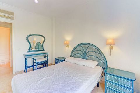 This modern villa in Altea has 3 bedrooms and can accommodate up to 6 people. It is perfect for a small group or family and is situated in one of the beautiful resort in Costa Blanca. It features a shared swimming pool and sun loungers. The place is ...